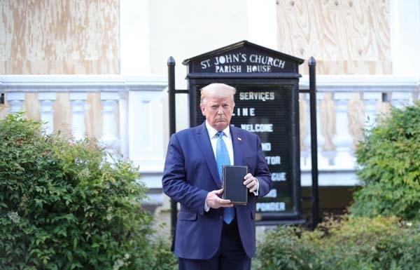 Son dakika: Trump emir verdi.. ABDde asker sokağa iniyor