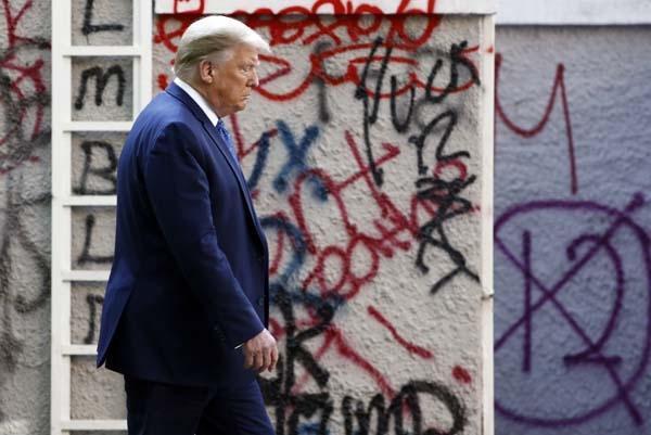 Son dakika: Trump emir verdi.. ABDde asker sokağa iniyor