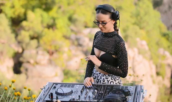 Tazı Kanyonunda klip çektiler