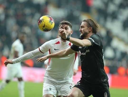 Beşiktaşta operasyon sürecek Gökhan ve Caner planı...