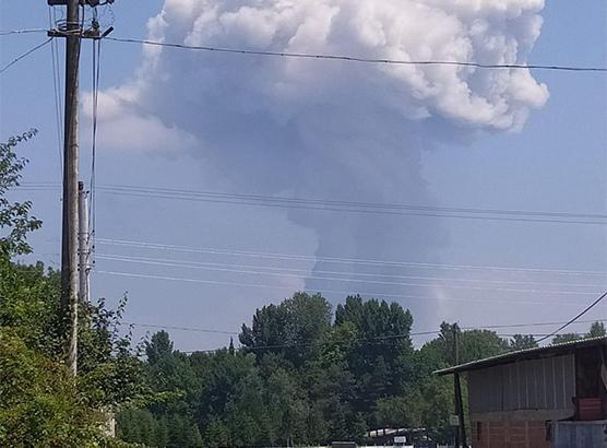 Son dakika: Sakaryada havai fişek fabrikasında şiddetli patlama Bölgeden görüntüler...
