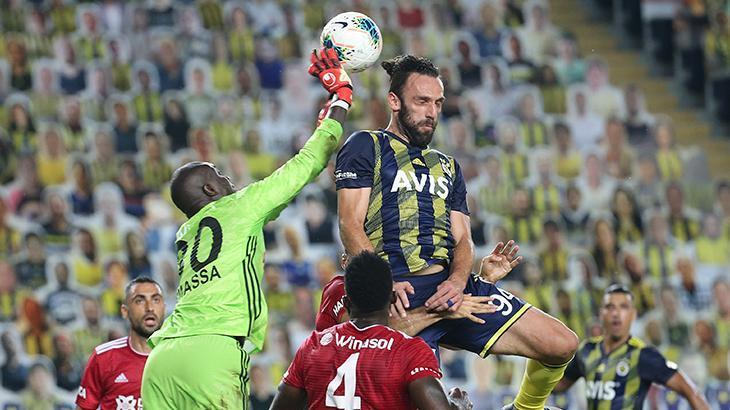 Son dakika transfer haberleri | Fenerbahçe eski Galatasaraylı yıldızı kadrosuna katıyor
