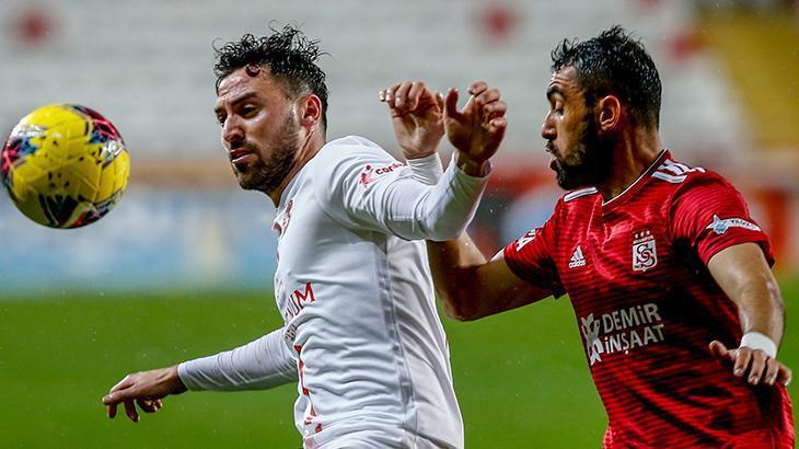 Son dakika transfer haberleri | Fenerbahçe eski Galatasaraylı yıldızı kadrosuna katıyor