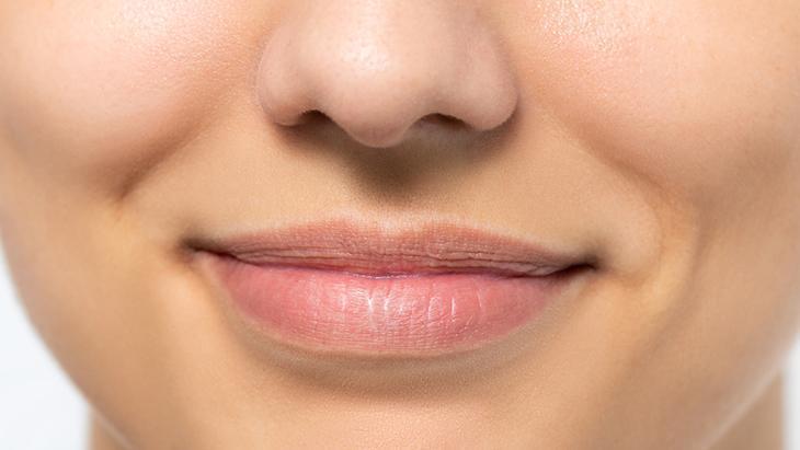 Hyalüronik asit vücutta bulunan bir madde Hyalüronik asit vücutta bulunan bir madde