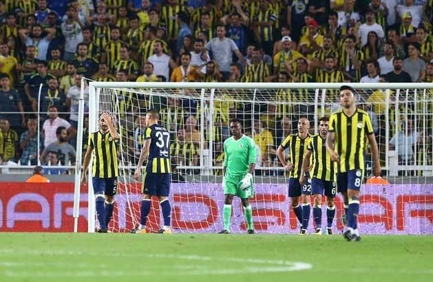 Carlos Kameni: Fenerbahçeyi FIFAya şikayet ettim