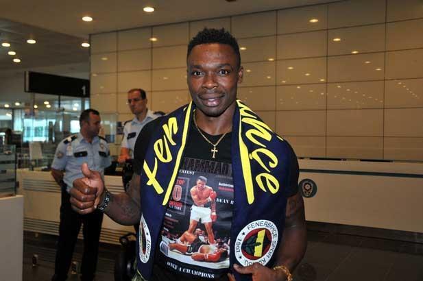 Carlos Kameni: Fenerbahçeyi FIFAya şikayet ettim