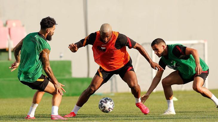 Transfer haberleri | Galatasaraydan transferde dev operasyon Dünya yıldızı ikna aşamasında...