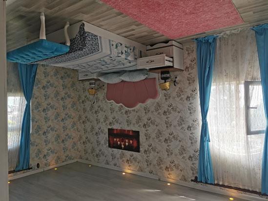 Ordudaki ters eve büyük ilgi