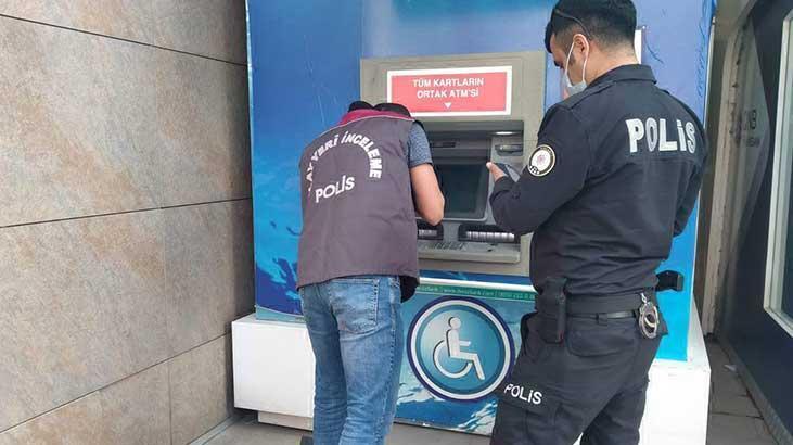 Para çekemeyince atm'yi kirdi
