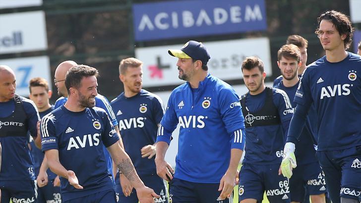 Fenerbahçe, trabzonspor maçinin hazirliklarini sürdürdü