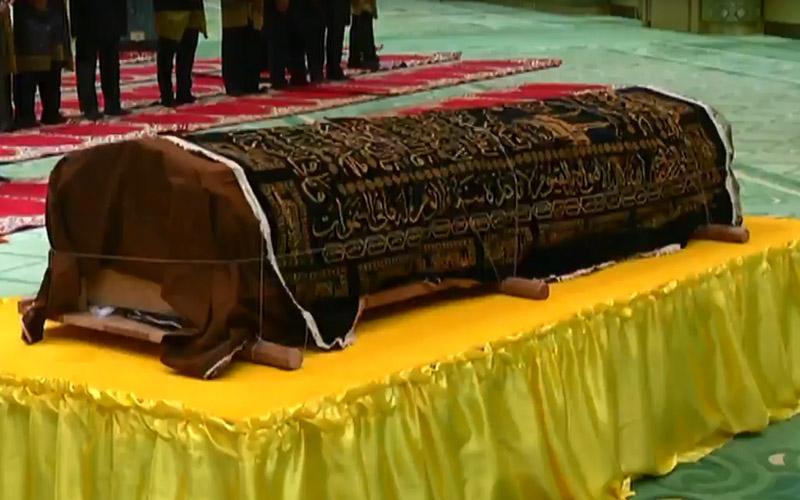 Parti aşığı Playboy Prens 38 yaşında hayatını kaybetti