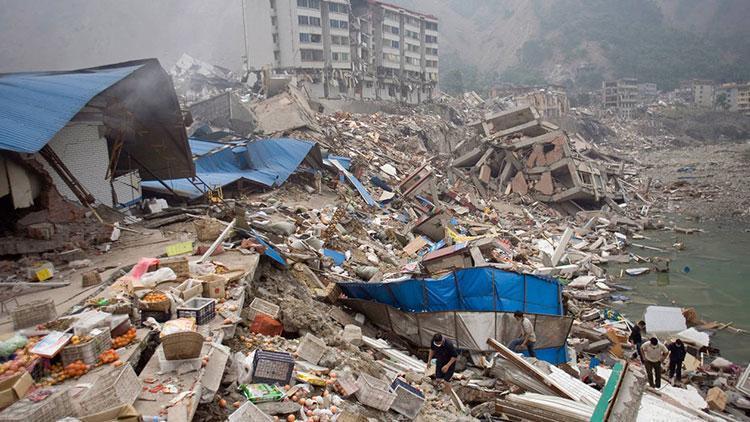 Deprem çantasında bulunması gerekenler