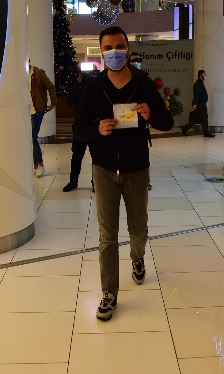 İKİNCİ ÇOCUĞUNU BEKLİYOR