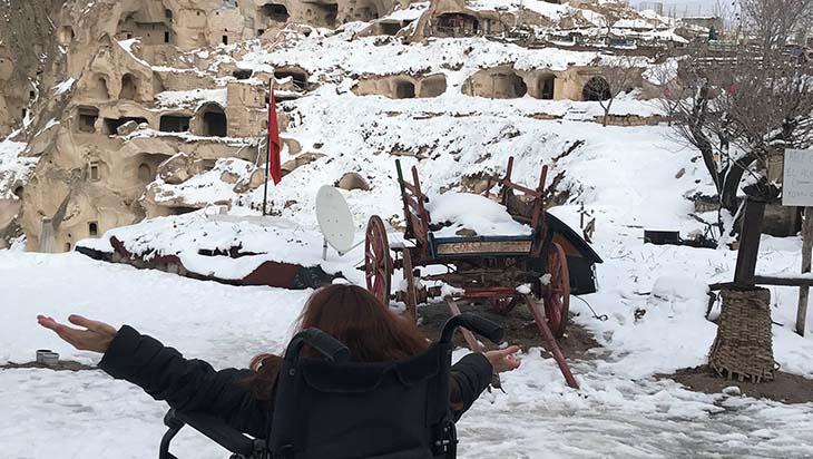 Otostopla Türkiye’yi geziyorsunuz. Peki güvenliğinizi nasıl sağlıyorsunuz Otostopla gezerken nelere dikkat edilmeli