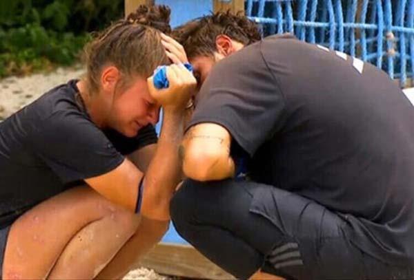 Survivor Barış ile Nisanın şok görüntüsü Yaşı küçük demişti ama...