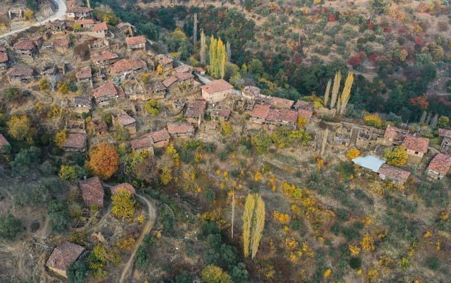 İzmir’in 5 nüfuslu hayalet köyü Lübbey turizme kazandırılacak İzmir’in 5 nüfuslu hayalet köyü Lübbey turizme kazandırılacak