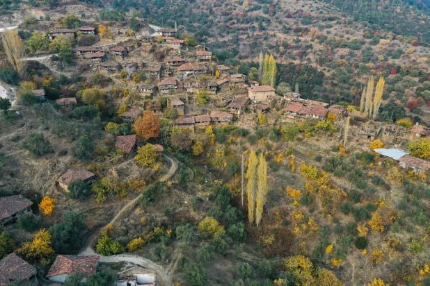 İzmir’in 5 nüfuslu hayalet köyü Lübbey turizme kazandırılacak İzmir’in 5 nüfuslu hayalet köyü Lübbey turizme kazandırılacak
