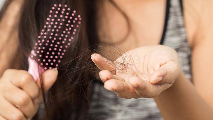 Saç dökülmesi kontrol altına alınmazsa ne olur Saç dökülmesi kontrol altına alınmazsa ne olur