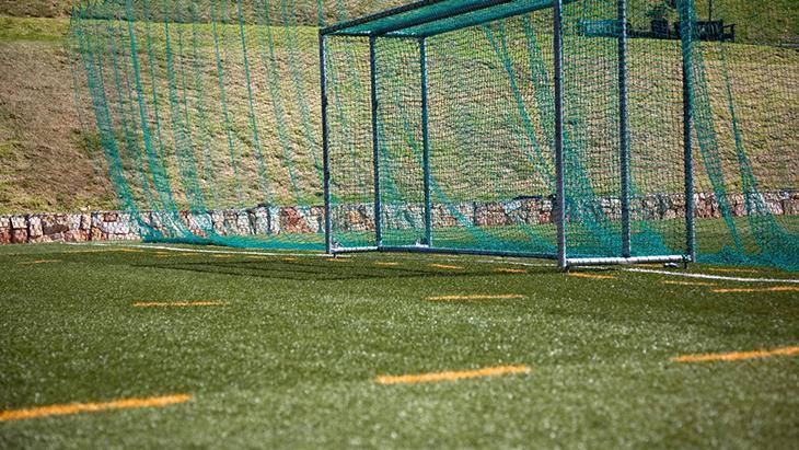 6-Halı saha ve futbol benzeri oyunlardan uzak durun