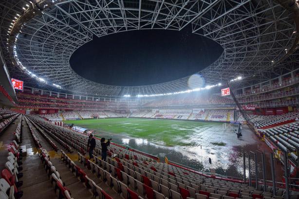 Ertelenen Antalyaspor - Atakaş Hatayspor maçından görüntüler