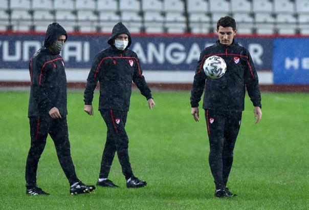 Ertelenen Antalyaspor - Atakaş Hatayspor maçından görüntüler