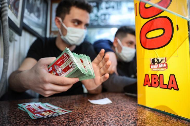 Son dakika Nimet Abla Gişesinde büyük yoğunluk