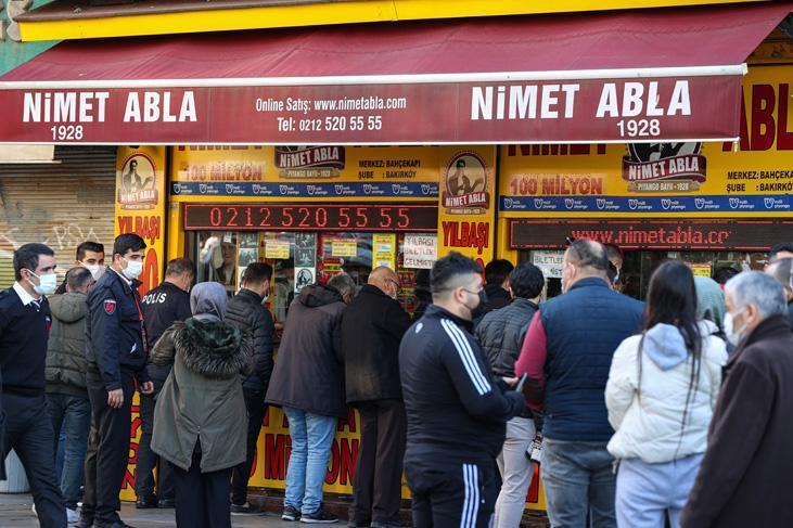 Son dakika Nimet Abla Gişesinde büyük yoğunluk
