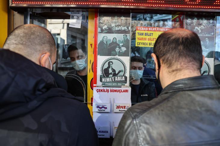 Son dakika Nimet Abla Gişesinde büyük yoğunluk