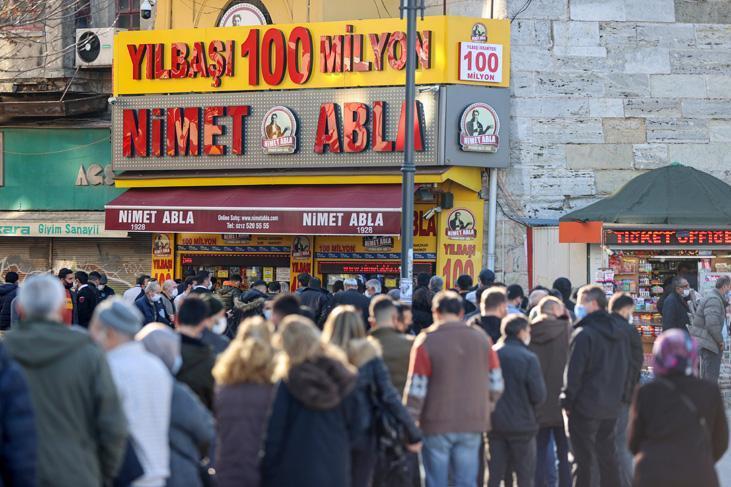 Son dakika Nimet Abla Gişesinde büyük yoğunluk