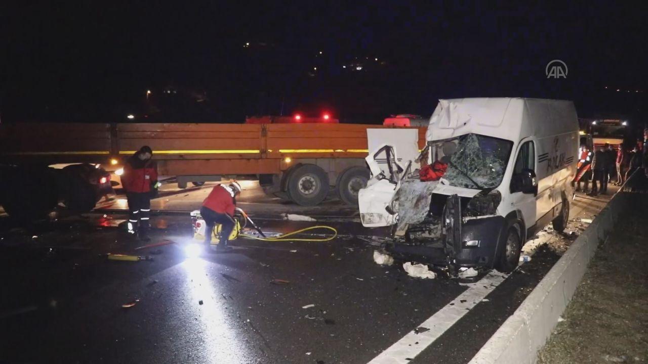 Anadolu Otoyolu'nda trafik kazası