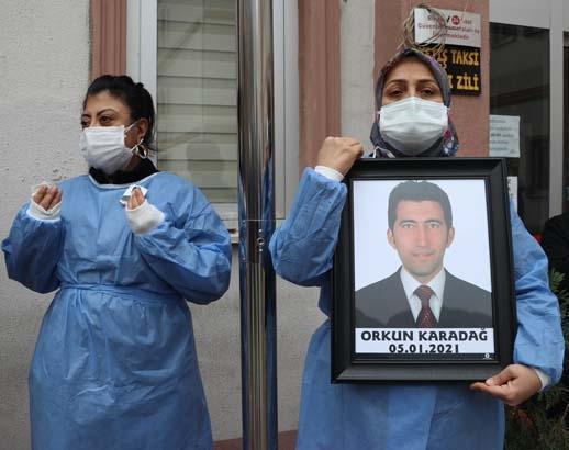 Koranavirüse yenik düşen klinik destek görevlisi gözyaşları ile uğurlandı