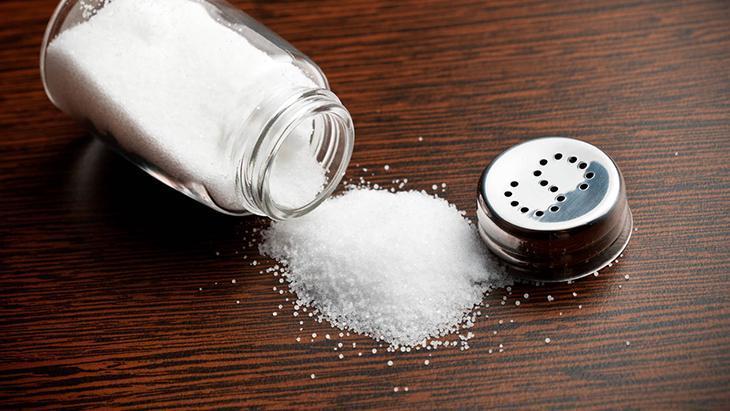 Yüksek tuz veya sodyum içeren gıdalar