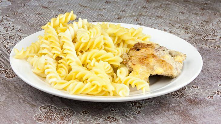 Fark etmeden tuzu hayatınızdan kolayca nasıl çıkarabilirsiniz