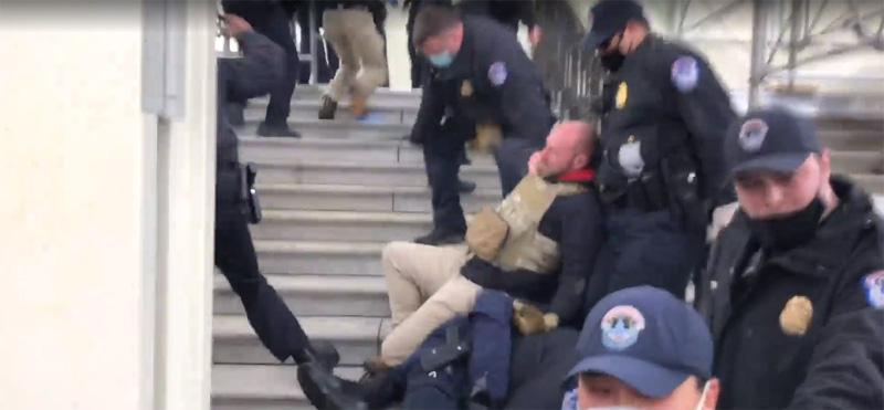 Son dakika... AP sabah 05.30da duyurdu İçeriden saldırı...