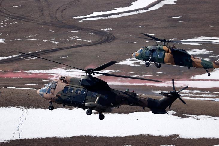 ÖZEL KUVVETLERDEN ÖZEL GÖSTERİ