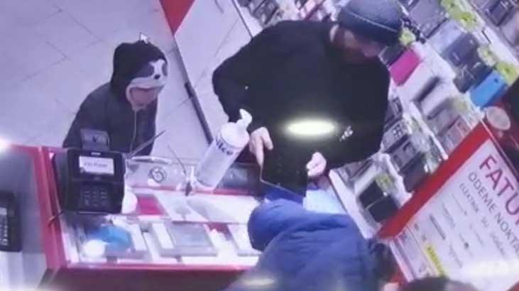 Tokkal çifti ve çocukları, son yolculuklarına uğurlandı Annenin feryadı yürek yaktı
