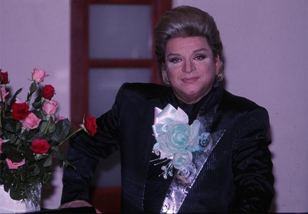 Alpay: Zeki Müren, Türk Sanat Müziğini katletti