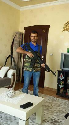 Son Dakika: Tokkal ailesinin katil zanlısı, PKKlı teröristlerin mezarında poz vermiş
