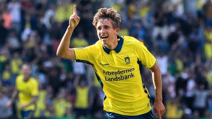 JESPER LINDSTROM DE LİSTEDE