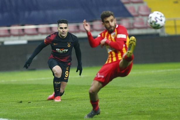 Toroğlu: Kırmızı çıkmalıydı