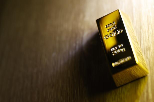 Uzmanlar rakam verdi: Altın ve dolar için önemli seviye