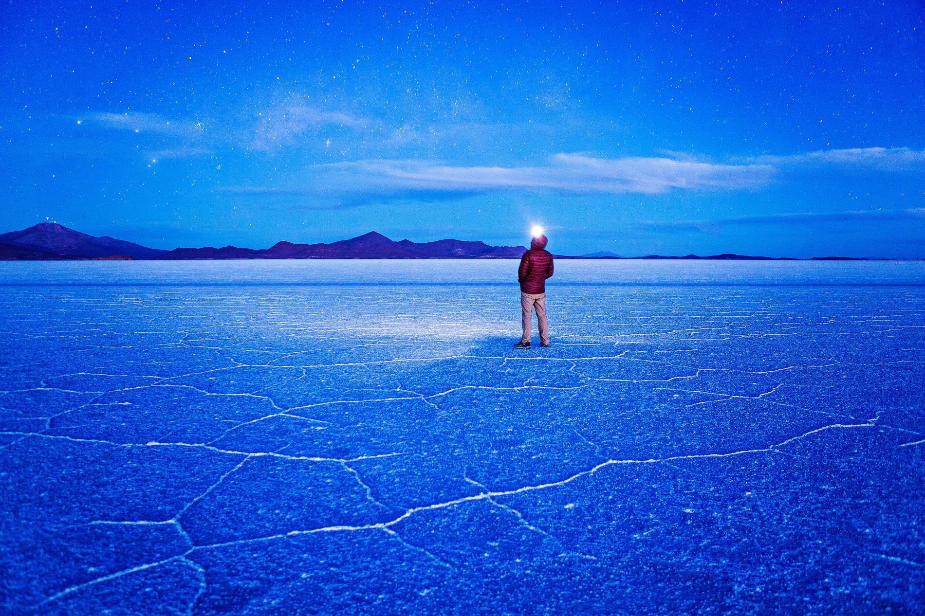 Dünyanın En Büyük Tuz Gölü: Salar de Uyuni
