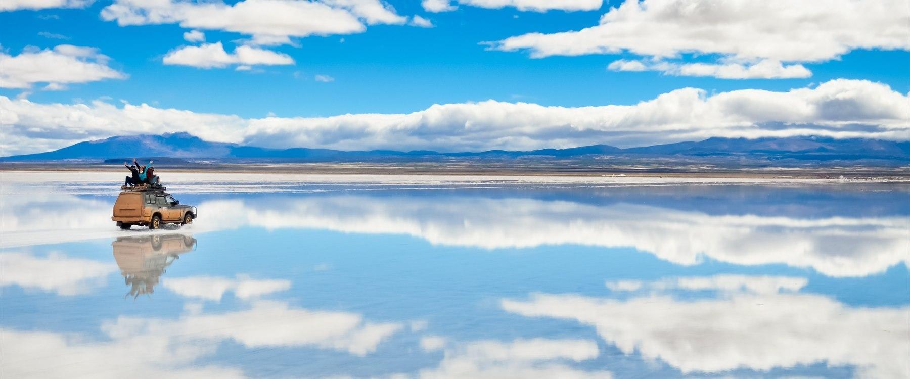 Dünyanın En Büyük Tuz Gölü: Salar de Uyuni