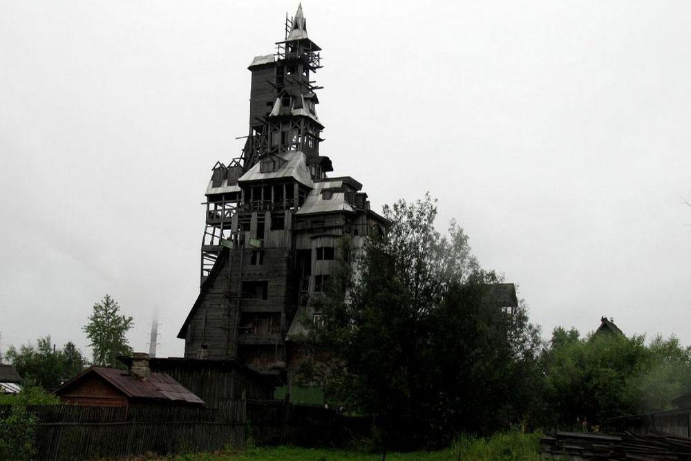 Rusyada Korkutucu Bir Kale: Sutyagin House