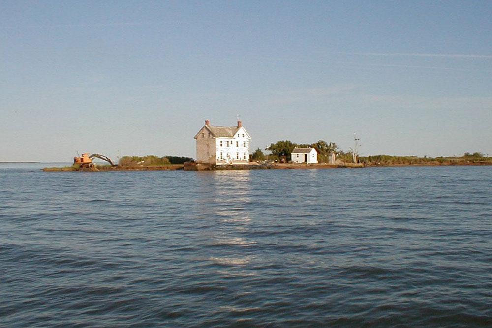 Kocaman Bir Ada Yok Olur Ve Bir Tek Ev Kalır: Holland Islanddaki Son Ev