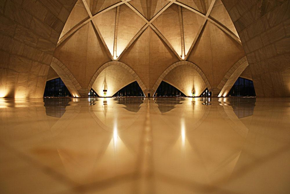 Gerçek Bir Nilüfer Gibi: Lotus Temple