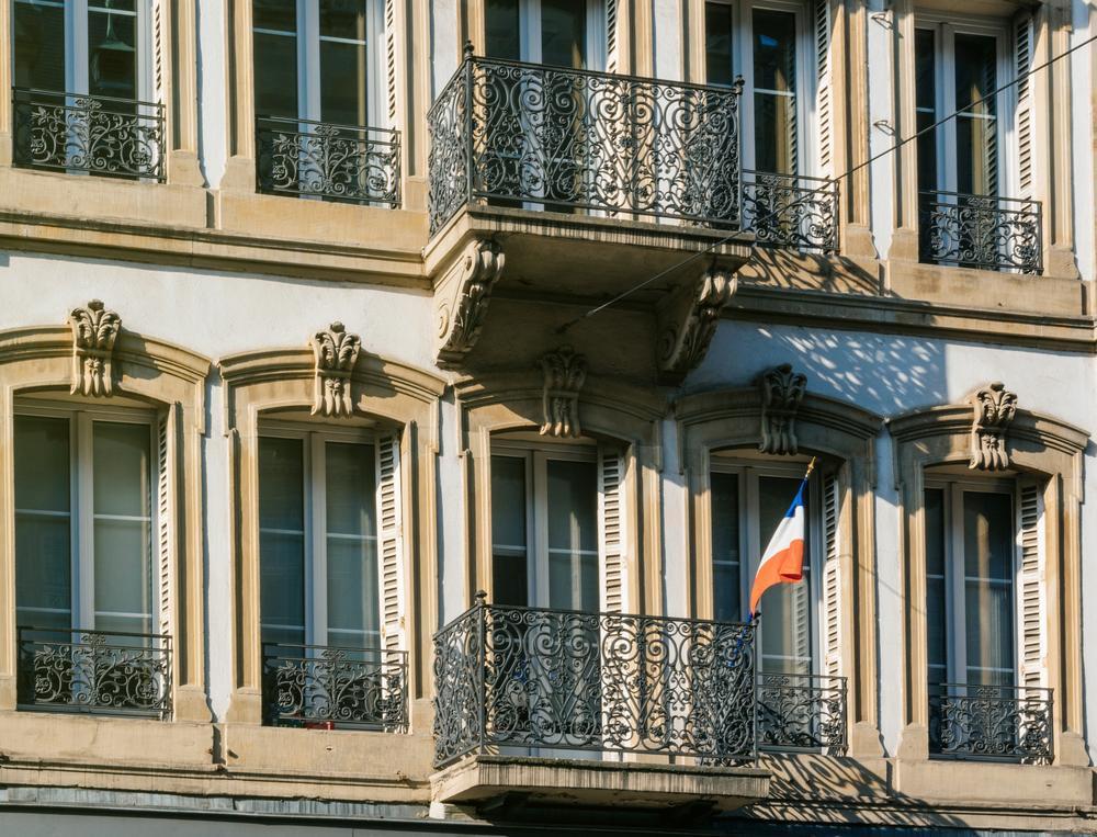 Fransız Balkon Kullanmak Doğru mu