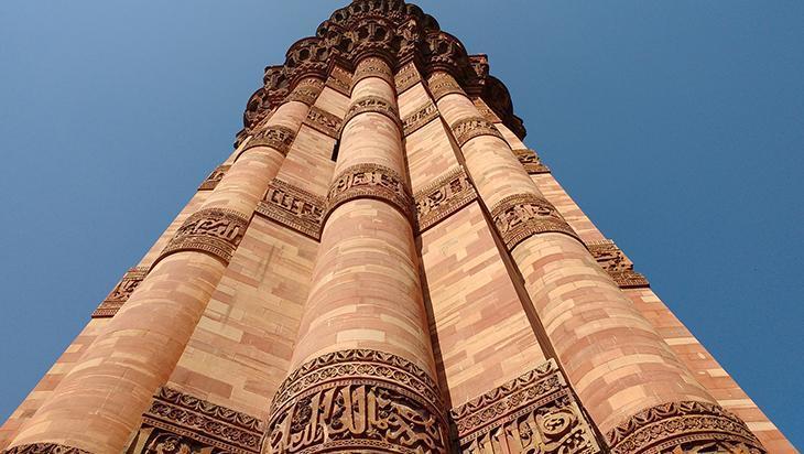 Hümayun Türbesi (Hindistan’daki ilk bahçeli türbe)   Hampideki Anıtlar Grubu  UNESCO Dünya Mirası listesindedir.