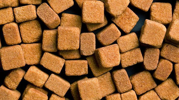 Çoğumuz bu hatayı yapıyor Esmer şeker tüketmek...