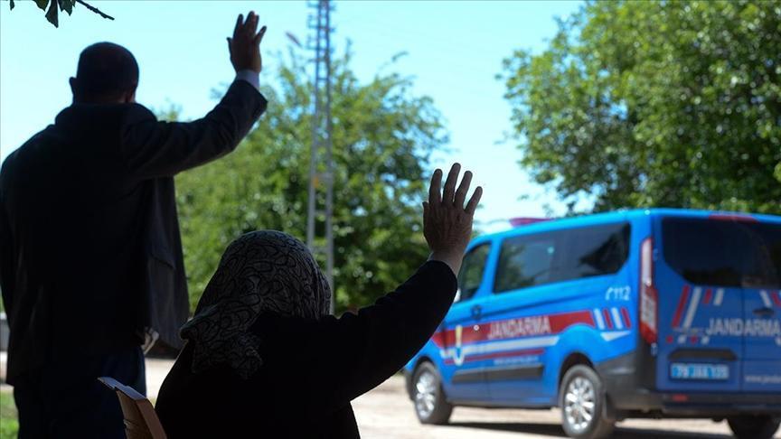 Son dakika haber: 17 günlük tam kapanma başladı Açık ve kapalı yerler, muaf olanlar... İşte tüm detaylar